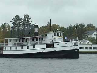 صور Moosehead Lake بحيرة